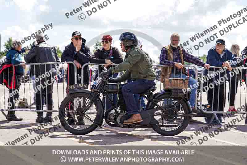 Vintage motorcycle club;eventdigitalimages;no limits trackdays;peter wileman photography;vintage motocycles;vmcc banbury run photographs